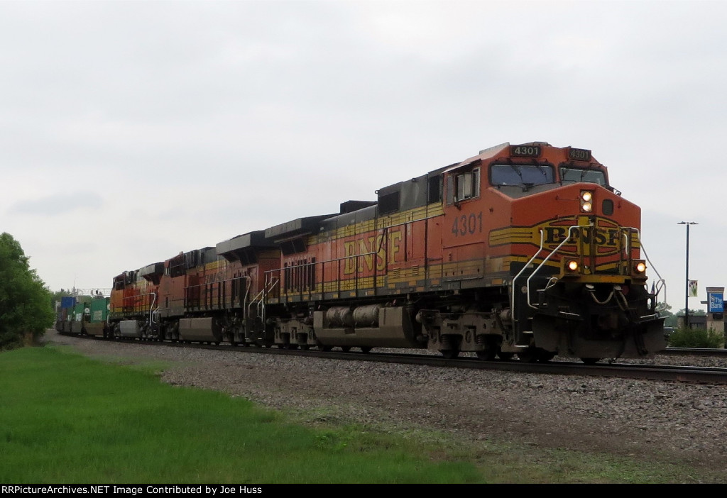 BNSF 4301 West